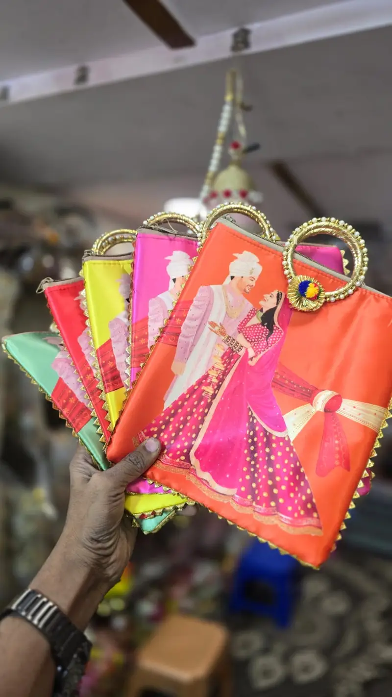 Gift Items and Gift Collection - Image 8 in Junagadh